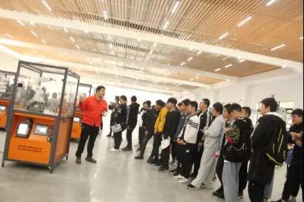 特瑞硕——面向两江师生展示“科技力量”