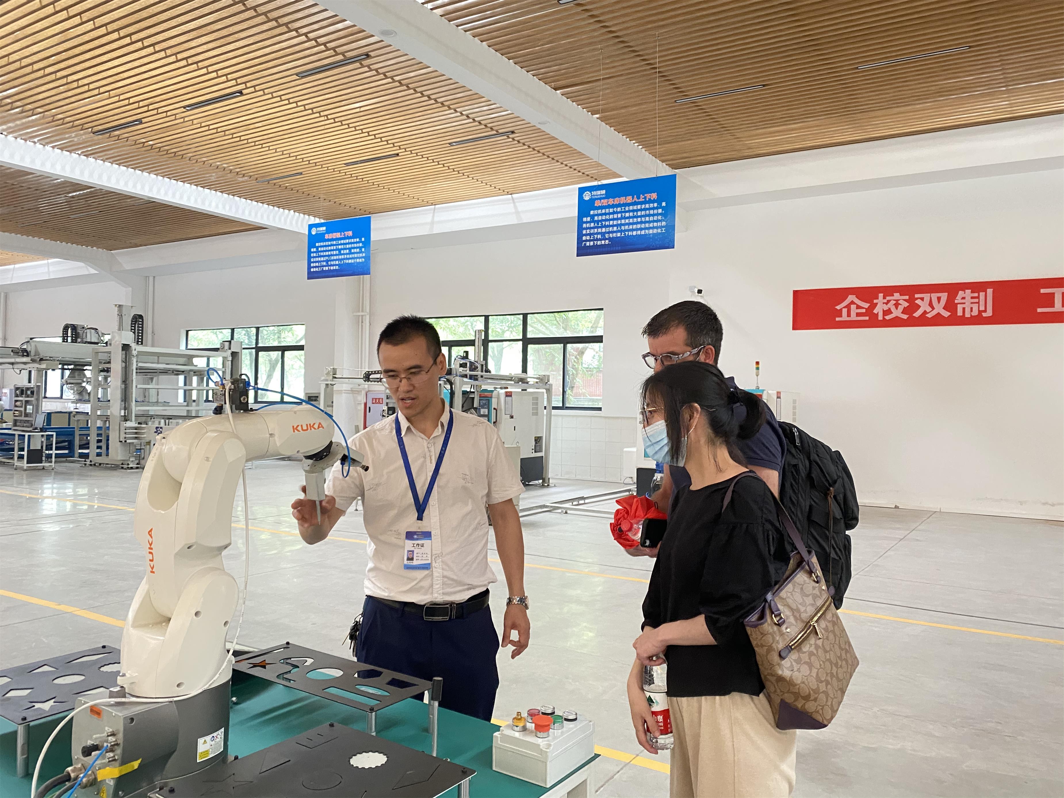 摩登纳（中国）自动化设备有限公司领导一行实地考察我司培训中心